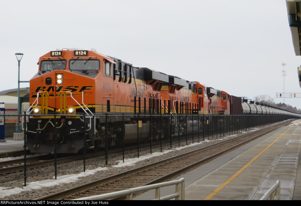 BNSF 8124 East